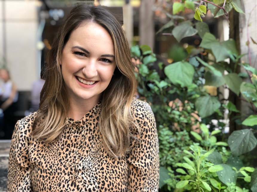 6BD0BC7D-98D7-4595-BBA5-439C720F100A